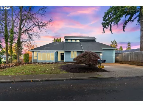 725 NW Darnielle St, Hillsboro, OR 97124