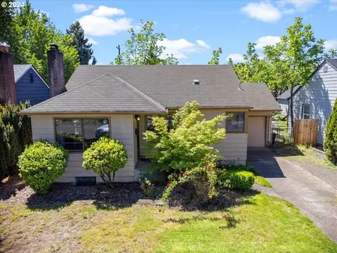 207 NW 45th St, Vancouver, WA 98660