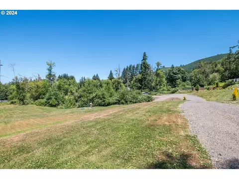 113 Alpenridge Rd, Kelso, WA 98626