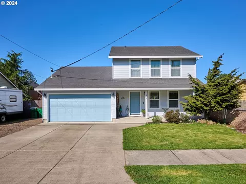 913 S River St, Newberg, OR 97132