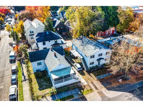 1528 SE Morrison St, Portland, OR 97214