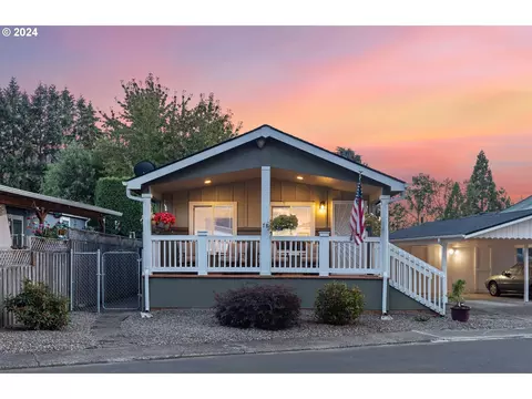 570 N 10th Ave #78, Cornelius, OR 97113