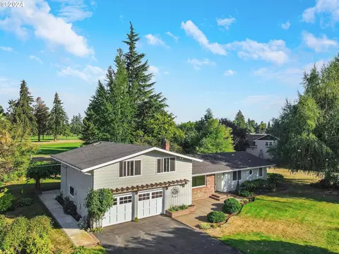 11464 W Church Rd, Mount Angel, OR 97362