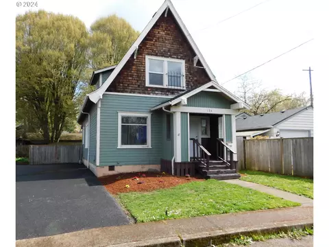 184 SE 18th St, Salem, OR 97301