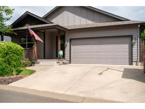 236 NW Sagan Loop, Sheridan, OR 97378