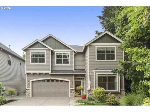 6804 NE Willowgrove St, Hillsboro, OR 97124
