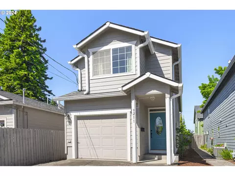 9211 N Hodge Ave, Portland, OR 97203