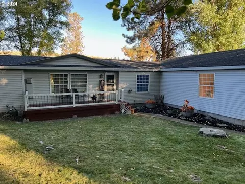 727 N 7th Ave, Elgin, OR 97827