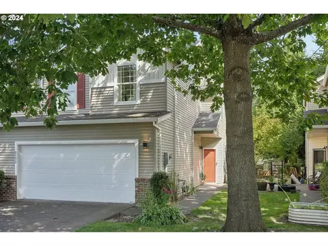3173 SE Robin Cir, Hillsboro, OR 97123