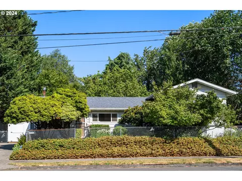 10230 N Tyler Ave, Portland, OR 97203
