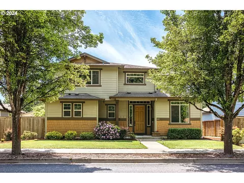 205 NW 25th St, Battle Ground, WA 98604
