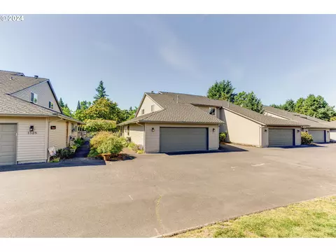 1524 NE Marine Dr, Portland, OR 97211
