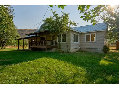 78629 Wade Gulch Ln, Lostine, OR 97857
