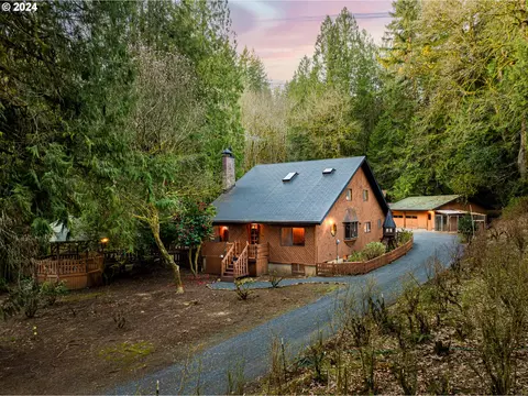 625 Englert Rd, Woodland, WA 98674