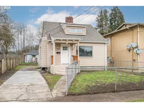 805 N 1st Ave, Kelso, WA 98626