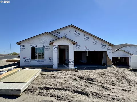 1748 NE 9th Ct, Hermiston, OR 97838
