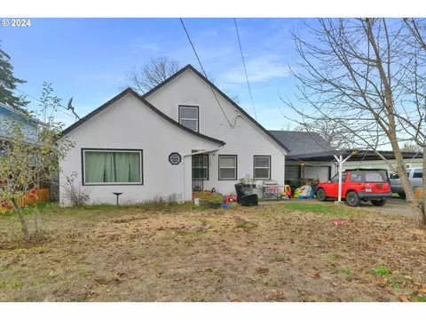 352 Alva Park Dr, Eugene, OR 97402
