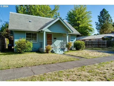 871 E 25th Ave, Eugene, OR 97405