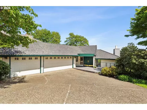 2924 Orchard Hill Pl, Lake Oswego, OR 97035