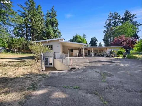 19022 NE Glisan St, Portland, OR 97230