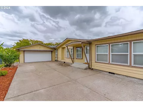 1849 Spicer Wayside Dr, Albany, OR 97322
