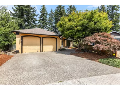37441 Solso Dr, Sandy, OR 97055