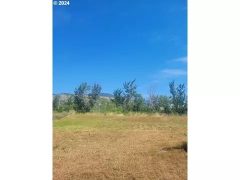 15275 Union, La Grande, OR 97850