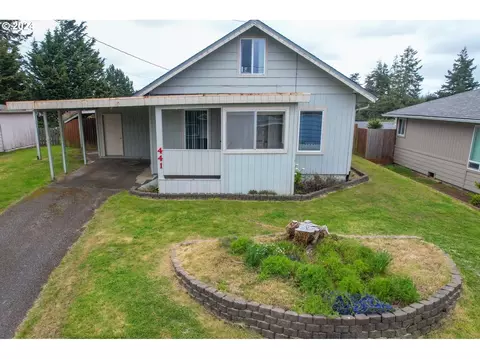 441 Dunn St, Coos Bay, OR 97420