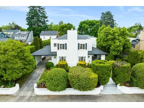 3465 E Burnside St, Portland, OR 97214