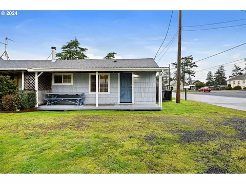 1860 S Franklin St # 1, Seaside, OR 97138