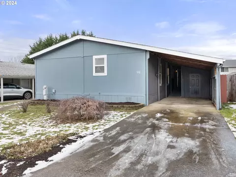 1282 E 3rd St #94, Lafayette, OR 97127