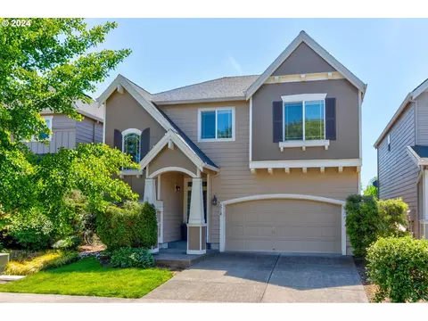 3718 E Bur Oak Ct, Newberg, OR 97132