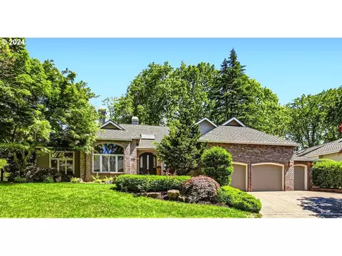 7926 SW Edgewater E, Wilsonville, OR 97070