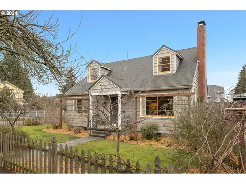 1729 N Russet St, Portland, OR 97217