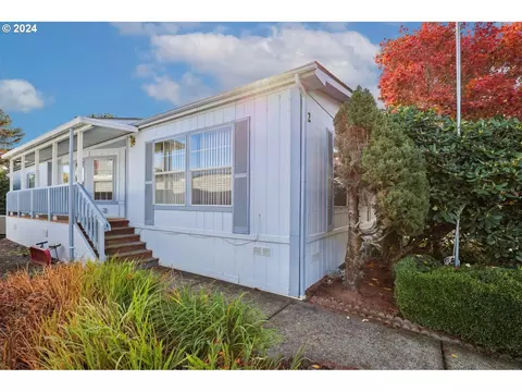 1699 N Terry St #12, Eugene, OR 97402