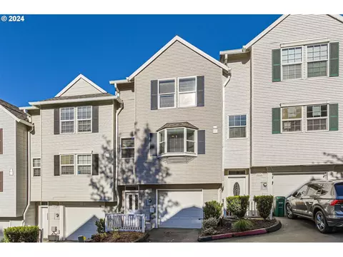 10530 SW Cougar Ln, Beaverton, OR 97008