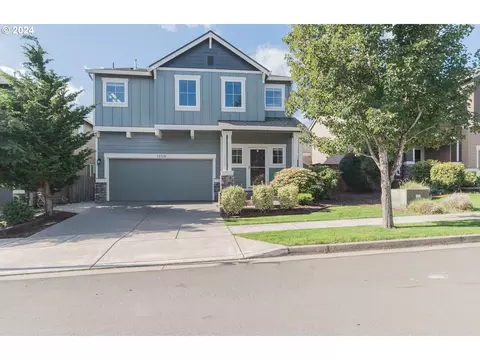 15708 SE Kestrel Dr, Clackamas, OR 97015