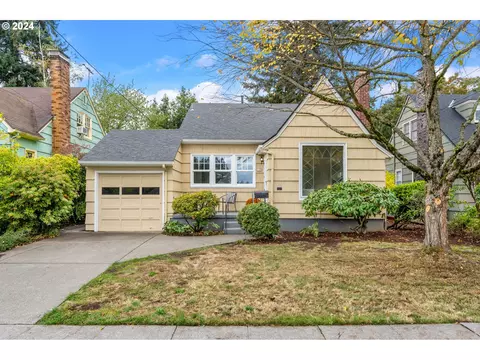 2125 NE 62nd Ave, Portland, OR 97213