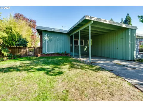 2467 Friendly St, Eugene, OR 97405