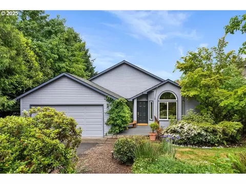 2910 SW Miles St, Portland, OR 97219
