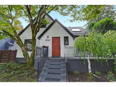 2944 NW Raleigh St, Portland, OR 97210