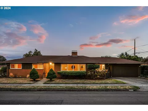6420 NE Cesar E Chavez Blvd, Portland, OR 97211