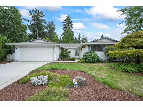 18080 SW Salix Ridge St, Beaverton, OR 97006