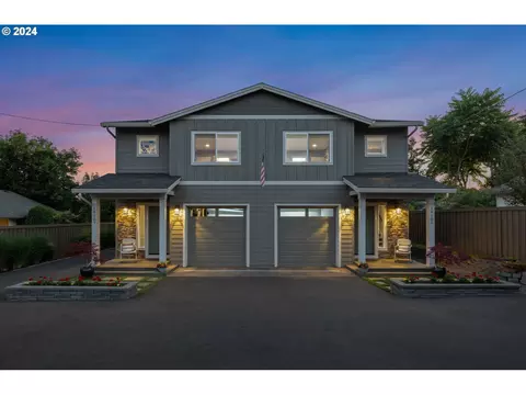 19105 SE 19107 Se Oatfield Rd, Gladstone, OR 97027