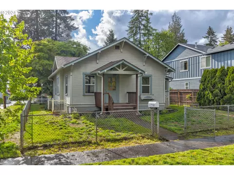 2700 F St, Vancouver, WA 98663