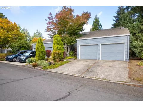 10545 SW Del Monte Dr, Portland, OR 97224