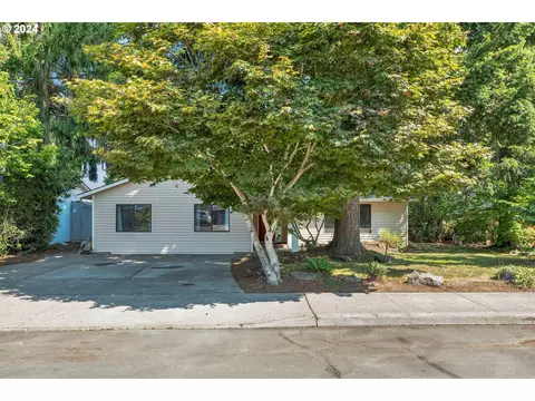 5681 SE Rancho St, Hillsboro, OR 97123