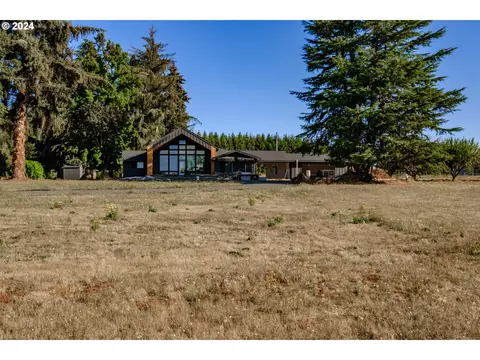 34204 E Lacomb Rd, Lebanon, OR 97355