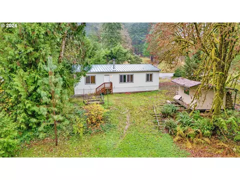 22770 Highway 36, Cheshire, OR 97419