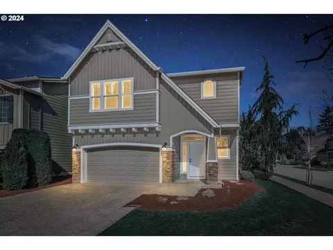 903 SW 19th Way, Troutdale, OR 97060